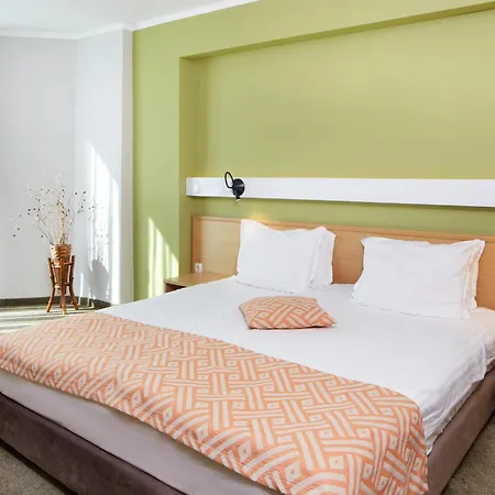 Aktinia Σάνι Μπιτς