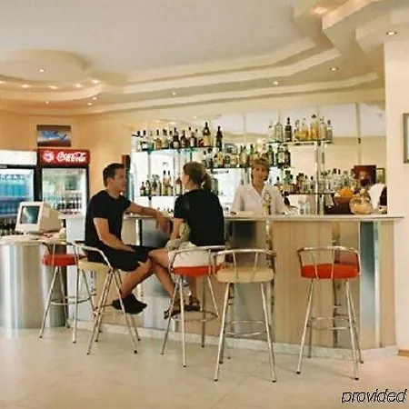 Aktinia Szálloda 3*